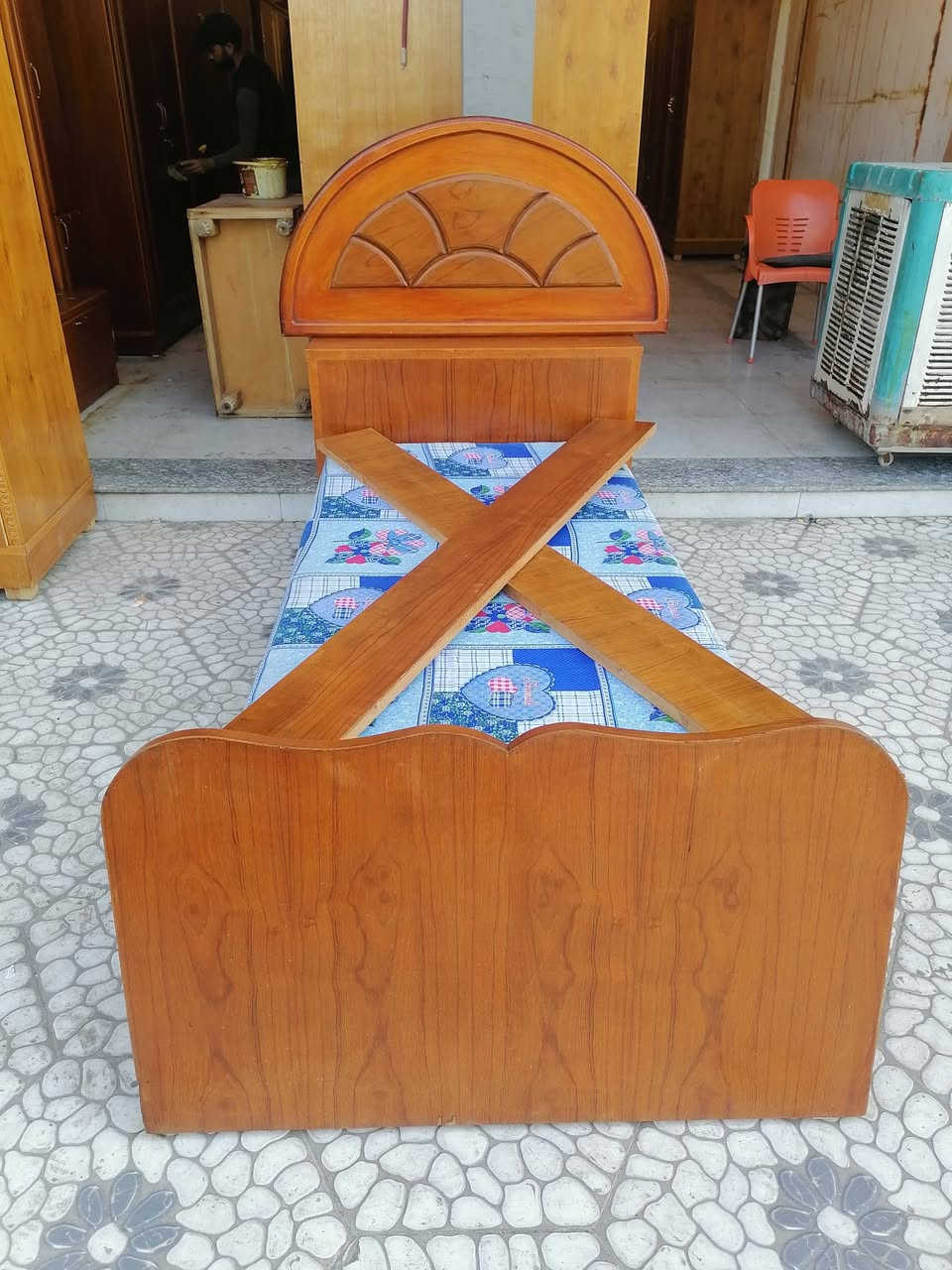 تخت نفر درجة أولى معرض ابو حسن حي السكر مقابل ساحه غاز السكر ت *********** سعر ٧٥
