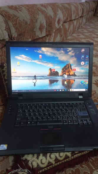 لابتوب حاسبه للبيع
عطله الصوت لتواصل واتساب 
***********
المكان كربلاء حي العامل  
السعر 125 وبيه مجال
