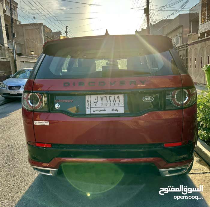للبيع لاند روفر دسكفري سبورت خليجي وكاله سردار
للبيع او مراوس بكوري 
موديل 2018 

فول مواصفات
‎حساسات امامي خلفي 
كاميرا خلفيه
‎كشافات ضباب امامي خلفي
‎صندوك كهرباء
‎محرك 2000cc Turbo
‎ليد نهاري
‎كشنات جلد
‎كشنات كهرباء كشن السائق  وكشن الصدر
‎حساس مرآة جانبيات
‎ترحيب لد تحت المرآة الجانبيات عند فتح السيارة
‎طي المرايات الاماية عند غلق الابواب والنزول من السيارة
‎حساس جامة امامية لمياه الامطار تشتغل الماسحات لوحدها
‎قمارة بانوراما كاملة على طولها
‎مري شفط
‎ويل كب حجم ٢٠
‎اشارات بالمري
‎نظام سبورت للتسارع مع شفتات للقيادة خلف الستيرن
‎نظام كروز سرعة للطرق الخارجية مع امكانية القيادة باليد للبانزين والسرعة 
‎تحكم ستيرن كامل 
‎وبعد مواصفات بيها
‎نضام صوت مرديان جدا مميز
ماشية 60 الف 
رقم بغداد وبسمي 
مكانها بغداد سيدية
للاستفسار اتصال ع رقم  
***********
البانوراما بيها فطر بس مماثره عل سياره ولا ينزل وي او مطر
