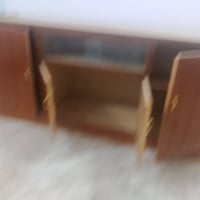 بوفيه • ميز • عارضة