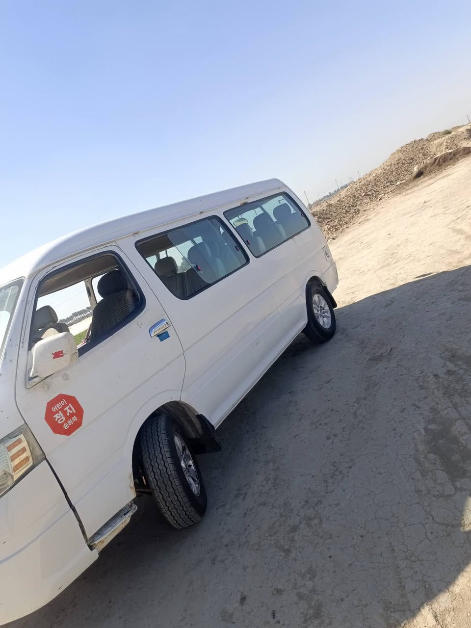 سلام عليكم جنبي اجوان 2014 سياره مكفوله بس بيه خسفه وره باب سلايت  ميكانيك مكفول مال زيرو تخم تاير جديد بسمي رقم انكليزي تحويل ثاني يوم دوشمه جديده لايت زنون اصلي  حتى لاشاير سياره جديده مال جناي سعر 80 وبيه مجال *********** اتصل وبيك خير وتدلل ***********بي وتساب
