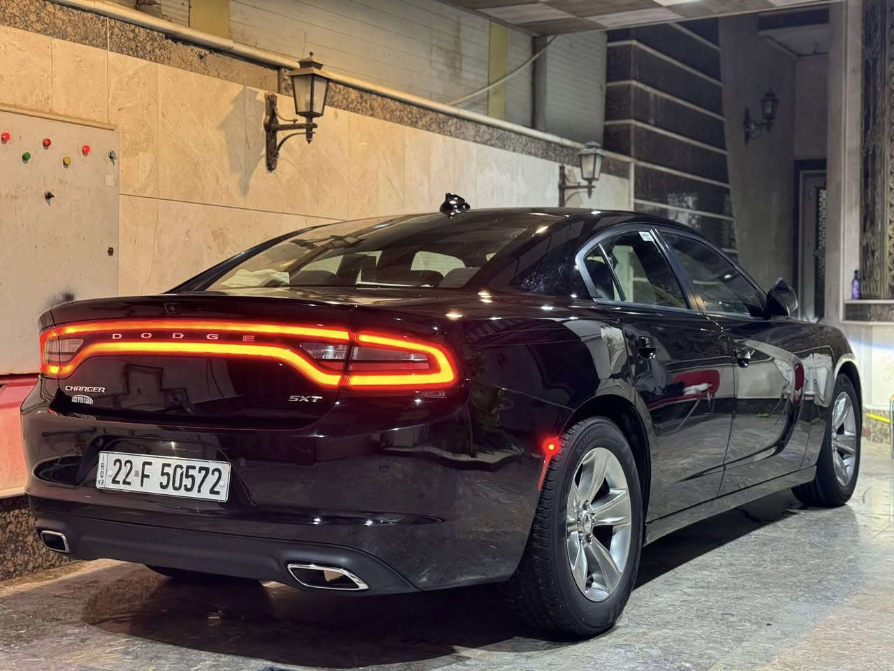 ▪️السيارة: دودج جارجر لون اسود
 ▪️ الموديل: 2018
▪️ماشية: 90 الف مايل 
▪️رقم اربيل بسم كردي صديقي تحويل وكالة جاهز سنوية لغاية 2029 
وهزه وبراد كله جديد لغاية 2027 
▪️المحرك: 3.6L (ستة سلندر)
▪️لايتات زينون مع حاجب LED
▪️ كشافات دعامية زينون
▪️بصمات عدد 2 للأبواب مع بصمة تشغيل
▪️كامرة خلفية دوارة اصل مع الستيرن
▪️حساس خلفي
▪️شاشة حجم كبير
▪️كشنات السيارة تدفئه
▪️تحكم فول كهرباء لكرسي السائق
▪️تبريد قطعتين امامي وخلفي
▪️سستم صوت الباين
▪️تشغيل عن بعد
▪️تحكم ستيرن جهتين بلوتوث وحاكية وكروس سرعة وتحكم صوت 
▪️نظام ABS مانع انزلاق
سيارة كفالة ماعدا صار بيها بلعراق بارد جاملغ امامي ايمن وباب خلف سايق وطرف باب السايق
السعر 205 وبي مجال بسيط
مكاني بصرة ***********
