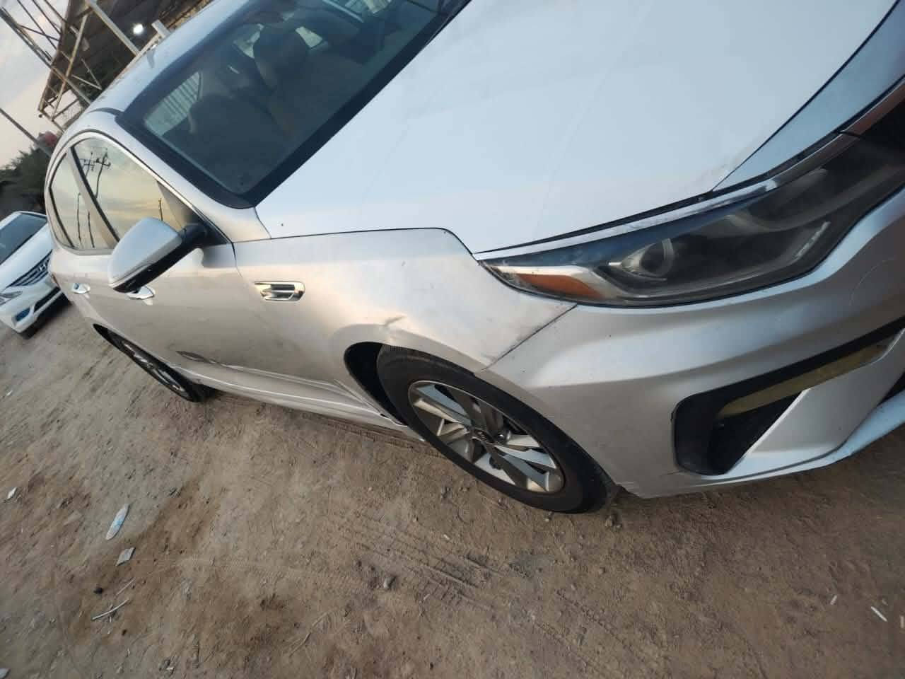 السلام وعليكم  كيا اوبتيما 2019حره  بسمي مداور ثاني يوم جاملغ وبنيد الايمن وتصليح قاعده الدبل من فوك الجهه اليمنى جاهزه كله امريكي مكينه وكير شرط سياره مال جناي وجاهزه 
 ***********
***********
مكاني ذي قار قضاء النصر 
انا مكلف لنشر  لا تراسل
