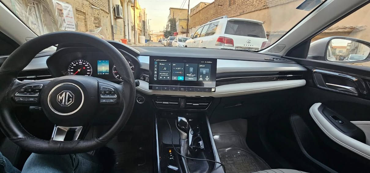 بلس MG 5 موديل 2024. خليجي
للبيع
المشي : 39 الف قابل لزياده
اللون : سلفر
رقم : البصرة الانكليزي تحويل مباشر
المواصفات :

المحرك 1500 تنفس طبيعي
كير اوتماتيك

تبريد قطعتين امامي وخلفي دبل فريز
شاشة كبيرة ابل كار بلي واندرويد
السيارة بصمة
بصمة ابواب وصندوق
هندبريك بصمة
اوتو هولد
ويل كب كروم
كروز سرعة
تحكم ستيرن جهتين
لايت + بك لايت لد Led
بلوجكترات امامية زنون Led
اشاير بالمري الجانبية
لايت عدسة زنون +تكحم بالايت ماطور
حساسات خلفية
حساس ضغط اطارات
4 جام كهرباء اوتو
دبل كامشفت
داخل اوف وايت + صاج ونيكل

*السياره مغلفه كشنات تغليف جلد استخدام شخصي
الكاعيه مغلف ارضيه جلد
مكان السياره البصرة
بيه ضربه بالباب خلف السايق موضح بالصور  ودحجه بالجاملق الامامي جهه السايق 
السعر120 وبيها مجال
***********
