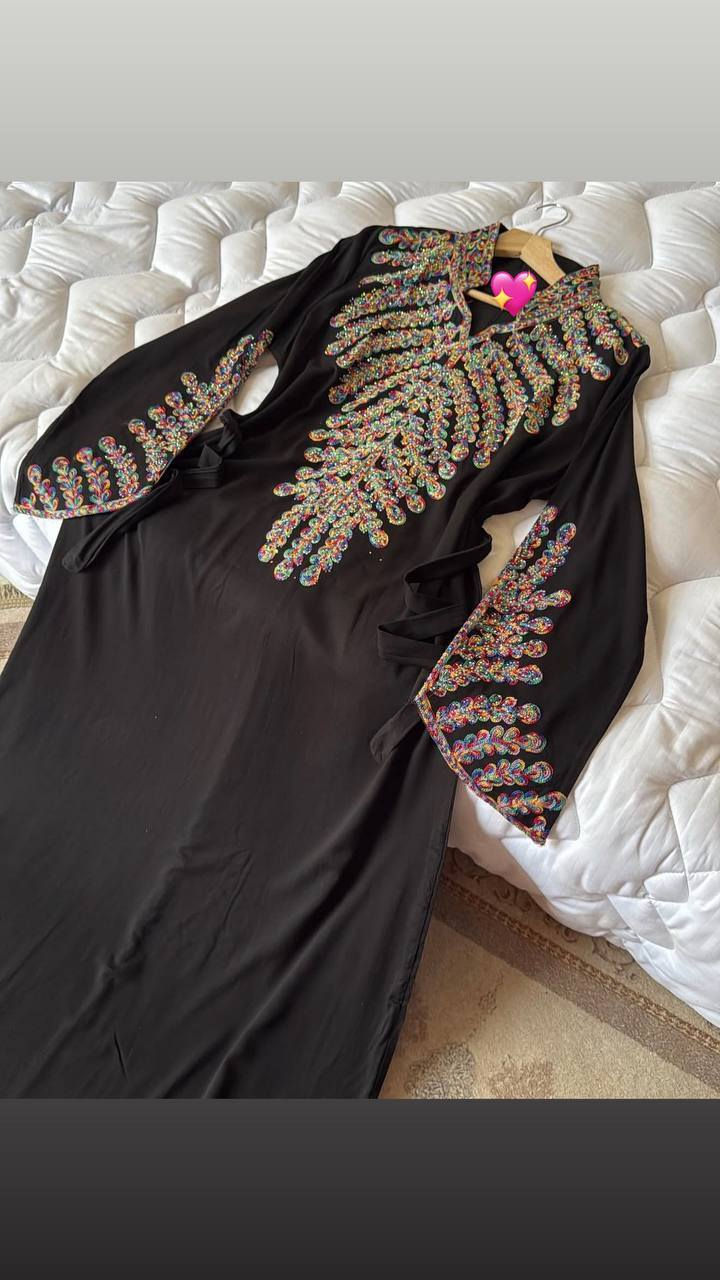 دراعة فخمة 
الخامه حرير ستن مو كشمير 
الخامة اصلية 
القياسات 
L xl xxl 
السعر 200 الف


**إذا كنت صاحب هذا الإعلان وتريد حذفه لأي سبب، رجاءا أرسل رسالة إلى الدعم الفني**