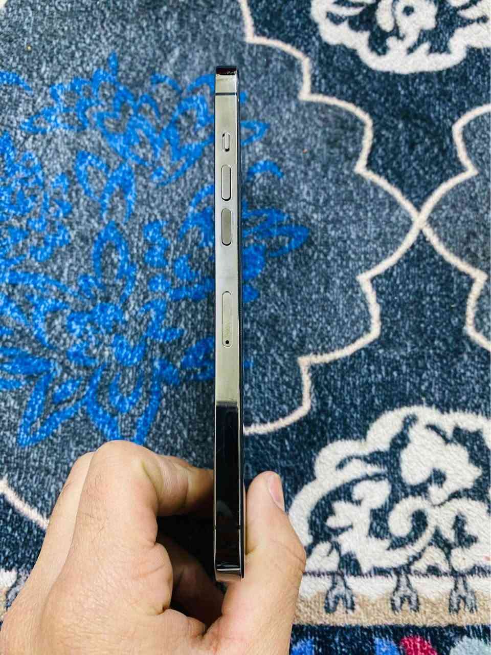 ايفون12برو ماكس 5gجهاز مابي اي عيب فقط  امبدل بورد الجهاز كله بلادي للامانه 256كيكه بطاريه82بلادي وفيس ايدي واكف يحتاجله برمجه للبيع او مراوس مكاني كركوك*********** كركوك, العراق
