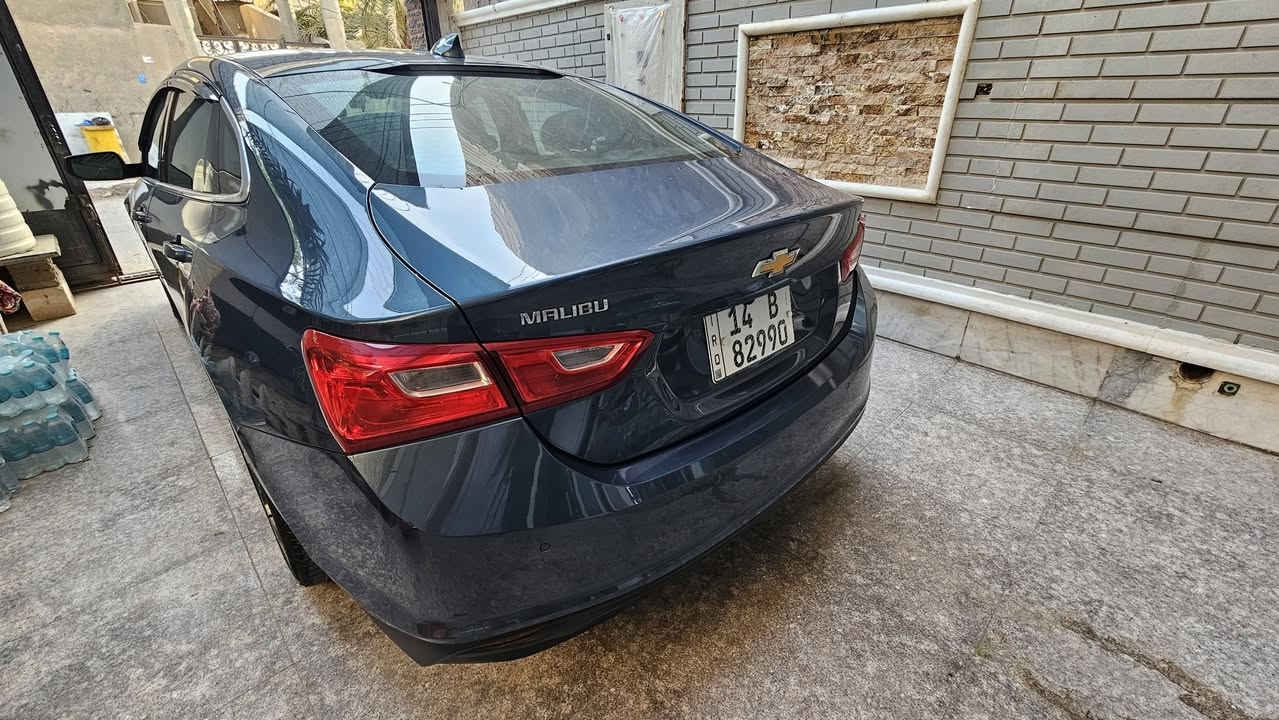 السلام عليكم
شفر ماليبو 2024 LT محرك 1500 تيربو 
ماشيه 15800 الف ميل مكفوله بس الدعاميه الاماميه مصبوغه صورها ورقم الشاصي ناشرهن ،وبيها خدوش خفيفه موضحهن بالباب خلف السائق السياره جدا نظيفه من محرك وحداده وتبريد ، مواصفات ال LT معروفه بصمه تشغيل عن بعد كامره خلفيه حساس خلفي رادار امامي وتحديد مسار ، السياره رقم بصره حره وموجوده بالبصرة
السياره سعرها 144 ورقه او 22 مليون بيها مجال قليل وكلشي موجود بالسوك 
الجاد بالشراء التواصل واتساب ***********
