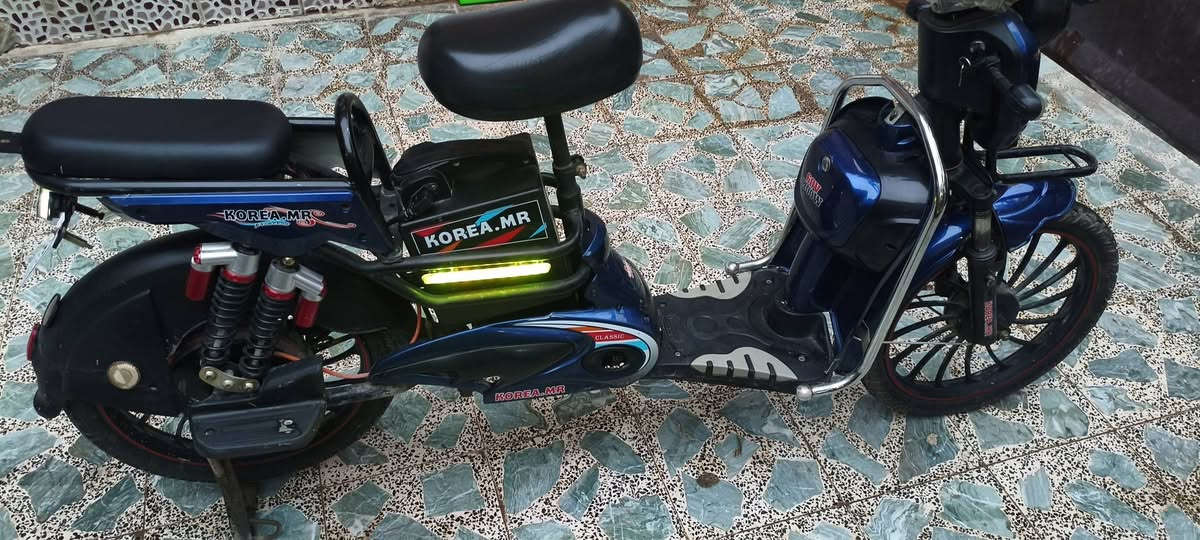 السلام عليكم دراجة شحن للبيع 5بطاريات مبدلات جدد حجم الدراجة20
السعر 400 وبيها مجال للتواصل اتصال على هاذا الرقم***********
