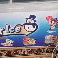 مجمدة للبيع استعمال قليل جداً السعر ٤٠٠ وبيها مجال 07808611847