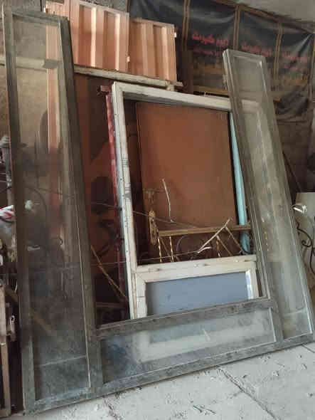 جام خانة قياس عرض مترين ونص وارتفاع مترين ونص كاملة وكلش نضيفة جامها كاملة السعر 150 مكاني حي الغدير سكلات الحديد مقابيل المدينة المنورة قرب صورة الامام الحسين عليه السلام
***********
