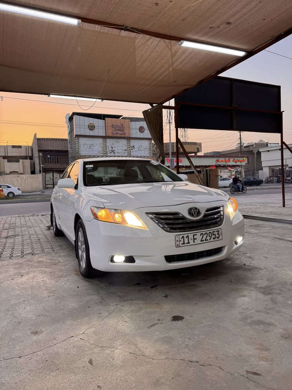 شبابنا الطيبين افتح الفيديو حتى تعرف كل تفاصيل السياره لانو أنتوا أصحاب طريق بعيد والنجاة في الصدق 
كامري  2009 أمريكي رقم بغداد إنكليزي الدولي الجديد هزه جديده حادثها جاملغ خلفي ايسر وبيها شخوط وصفار وتكشير ونصبغت حزام جماليه فرن درجة أولى
تبريد جديد تخم تاير ادامه كامله أربعه سلندر المرغوب 2400نورلات فيت بم كلها جديد سياره كولش نظيفه بالعافيه على الي ياخذها كير ومكينه مبدلات جديد لاتبخير لاتنقيص وصل الضمان بيهم 
مكانها الفلوجة 

السعر105 

***********
***********
***********
