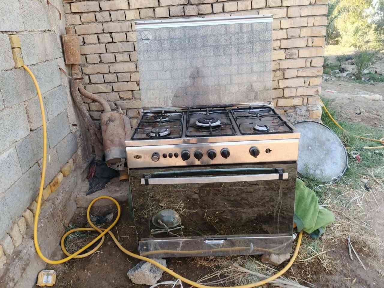 طباخ جديد شرط الشقل مكان القلعه سكر شراي يتصل ***********
