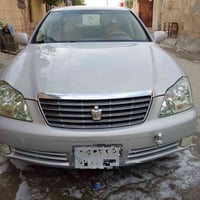 تويوتا كراون • ٢٠٠٥ • ٦ سلندر