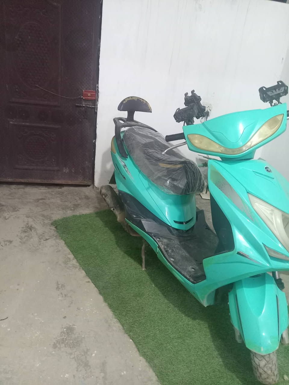 سلام عليكم
متاح سكنس صيني دراجه خير من الله 
كامله اي نقص مابيها سلف هندر كهربائيات 

آلُـۜسـۨۚ(✋)ــِعر ٣٥٠وبيها مجال 
***********
ديالى بعقوبه قرب مدرسه الامين
