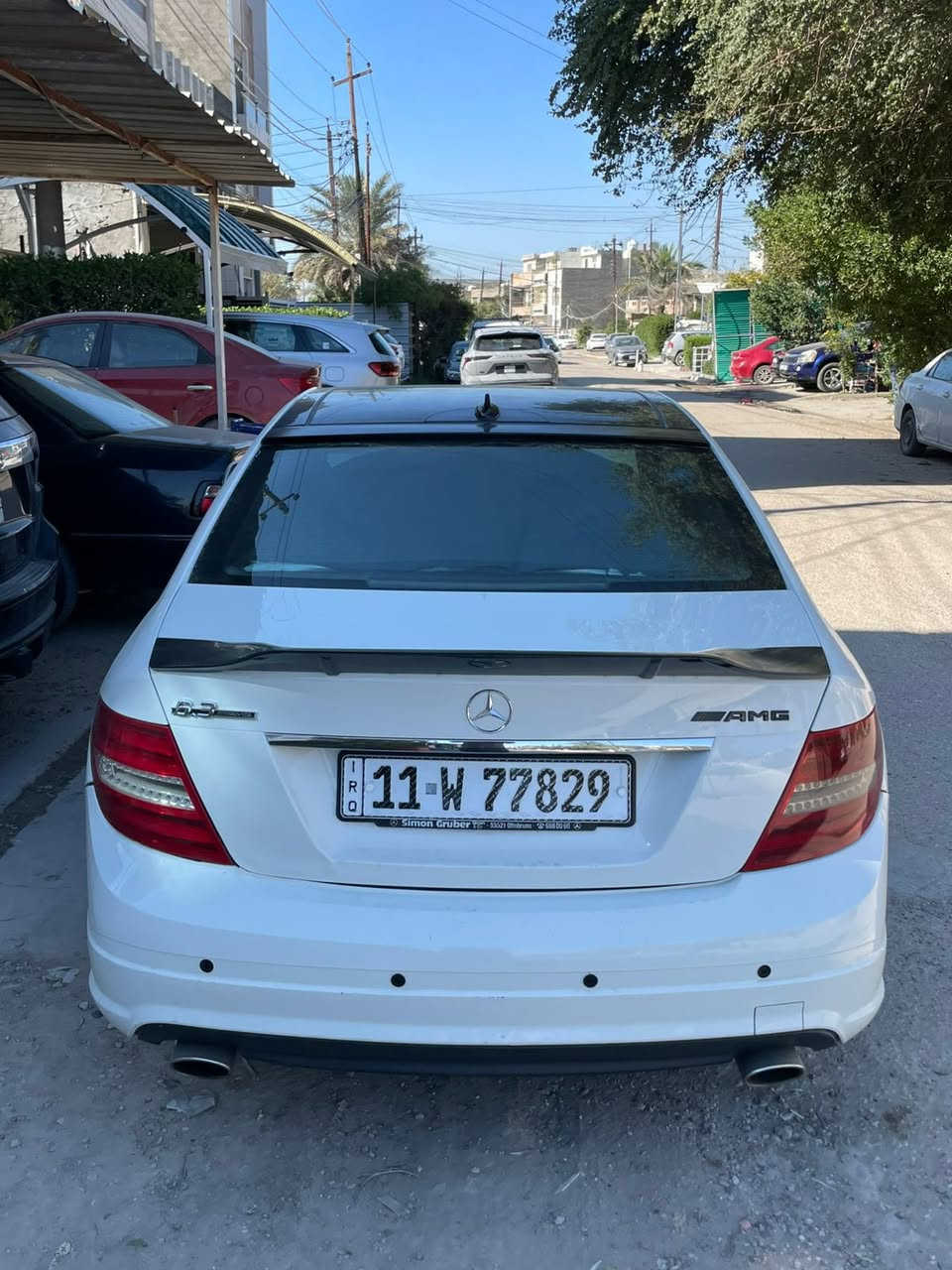 السلام عليكم .
للبيع 
 Amg. Mercedes-Benz c300 كت دعاميات 
محرك المرغوب عقل فوك تويل 
مضروبه نانو بولش درجه اوله 
موديل2008
تفاصيل👇🏼👇🏼
1_ بصمة⁩ تشغيل  
2_محرك 6 سلندر 
3_تبريد قطعتين  ⁦❄️⁩
4_كروز سرعة🔒 
5_مراية داخلية+جانبة عاكسة ⁦🔍
6_تحكم ستيرن كهرباء⁦⚔️
7_ شاشة   🖥⁩ بلوتوث يوتيوب قلاب 
8_فتحة سقف جام بنورما 
9_مري شفط 
10_كشنات كهرباء+ خزن ذاكرة  ✨⁩
11_ لدات الداخلية متغير  47
12_ انارة ترحيب💡 ⁩
13_شاشة اعطال💬
14_ برده خلفيه
15_نقاط عمياء 
16_ سستم صوت harmen kardon+ دمام خلفي 
18_ويل17  ⚔️⁩ AMG
19_صدر امامي خلفي جديد ⁦🛠️⁩
22_كشنات هيتر 
23_تدفئة 
24_+ كاميرا
25_تبريد خلفي 
26ثلاجه 
27تحكم ستيران
28_انظمة قيادة 2
30_ كشن اسود جلد 
31بك لايت لد 
32كشن خلفي قلاب 
33لون ابيض 
34داخل اسود 
35لايت عدسه زنون علي ناصي 
36 صندوك كهرباء 
37 سبايدر رياضي 
…………………………….السياره رقم بغداد جديد 11هزه جديده 
تحويل ثاني 
السعر130
مكان السياره بغداد كرخ 
للتصال***********
