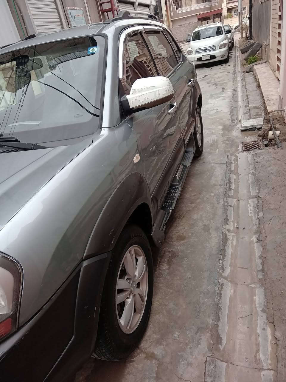 السلام عليكم
توسان ٢٠٠٩ ديالى وارد كوري ، رقم و هزة جديد، ٣ قطع صبغ بدون دواخل، كير ومكينة كفالة ما مفتوحات 
السعر : ١٠٥ وبيها مجال 
العنوان: بعقوبة الجديدة 
رقم الهاتف : ***********
