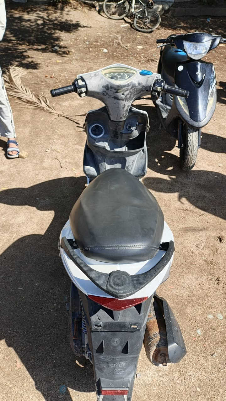 دراجه ماكس مضلع مكفلوله ماعدا الكفر سعر 650وبيها مجال لشراي 
***********
