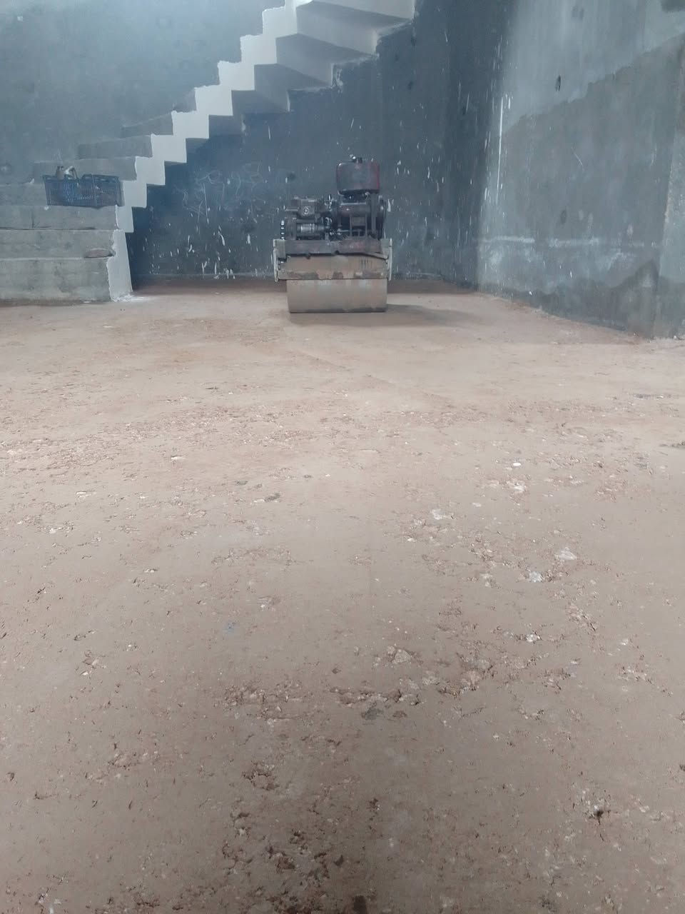 هاذا عمل اليوم حادله أم الطن هزاز35خبره في مجال الحدل20سنه عملي شرط فحص هندسي وبمايرظي ألله لتواصل على الصفحه أو أتصال***********
