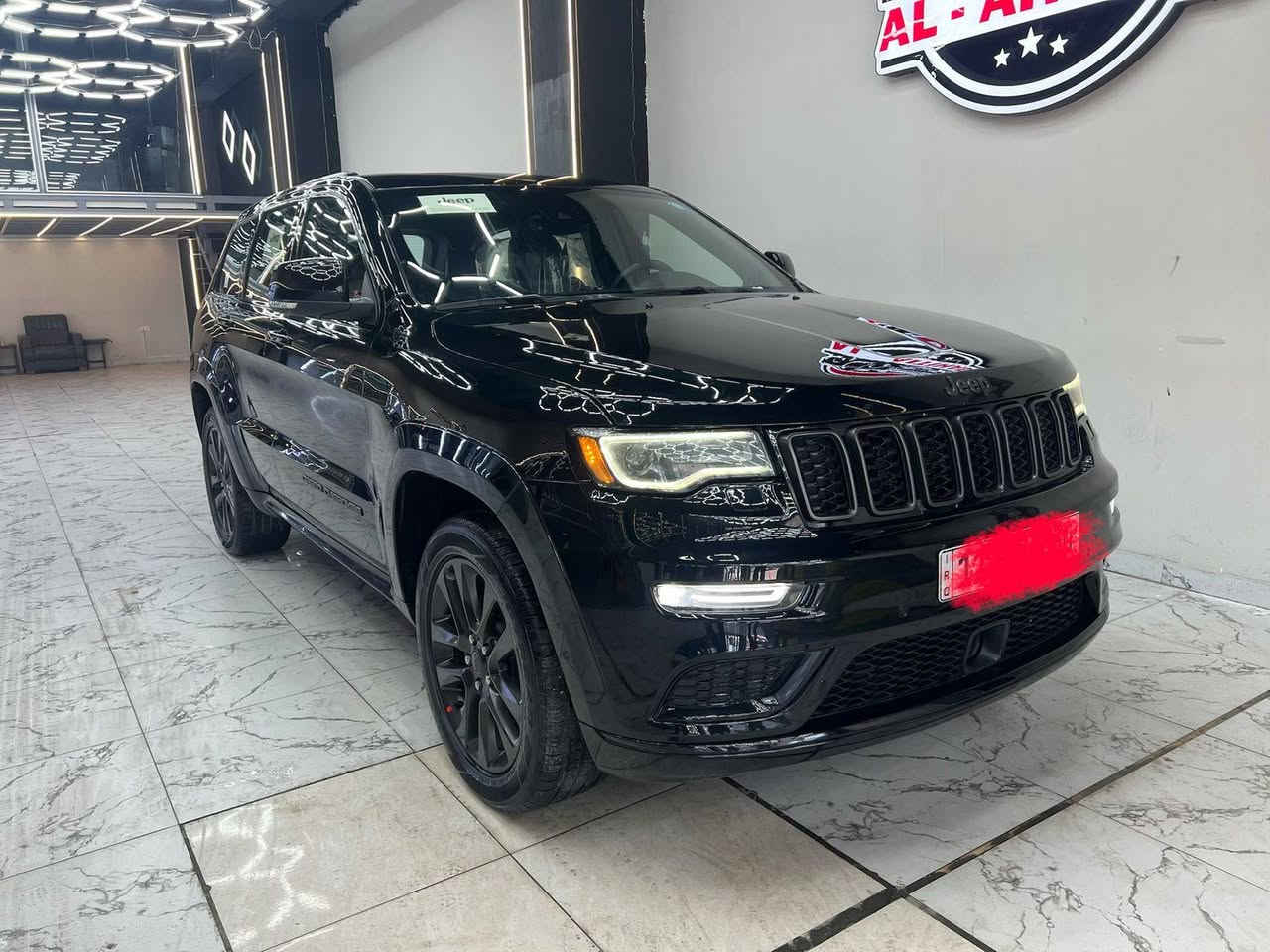 السلام عليكم 
جيب اوفرلاند 2018 فول 1/1 
وارد امريكي 
الحادث: شبر بين الجاملغ وباب السايق (قطعتين صبغ)
وبالصندوق طخه على كد شبر انصبغت المسافه الي جوه الرقم..
هذا حادثها من امريكا فقط..
السياره مابيها اي نقص 
ماشيه:- 111 مايل
السعر: 22500$
مكان السياره بغداد
***********
