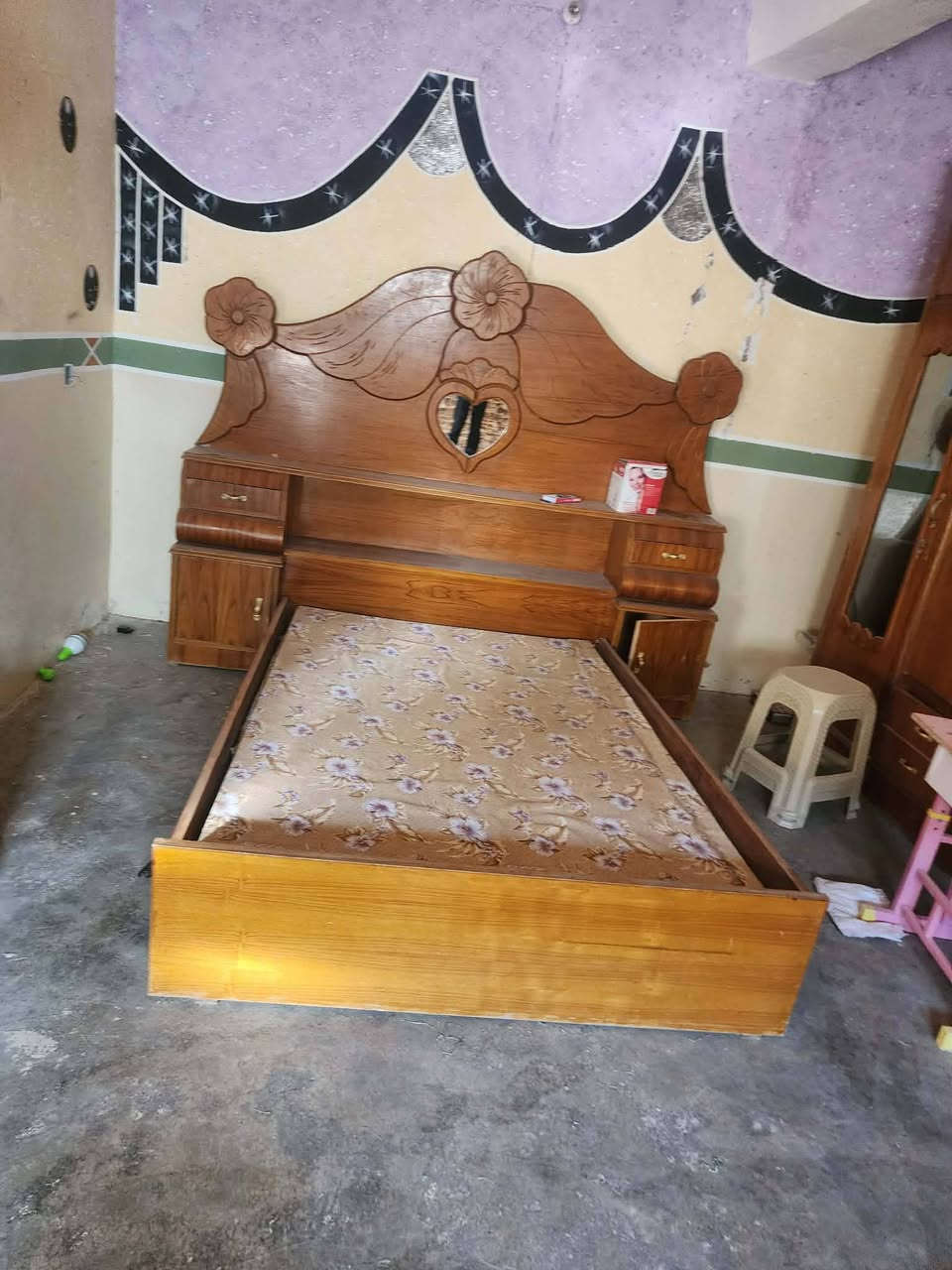 غرفةصاج ست بوب قاطين نظافة وسط .بالحقيقة احلى من الصور


**إذا كنت صاحب هذا الإعلان وتريد حذفه لأي سبب، رجاءا أرسل رسالة إلى الدعم الفني**