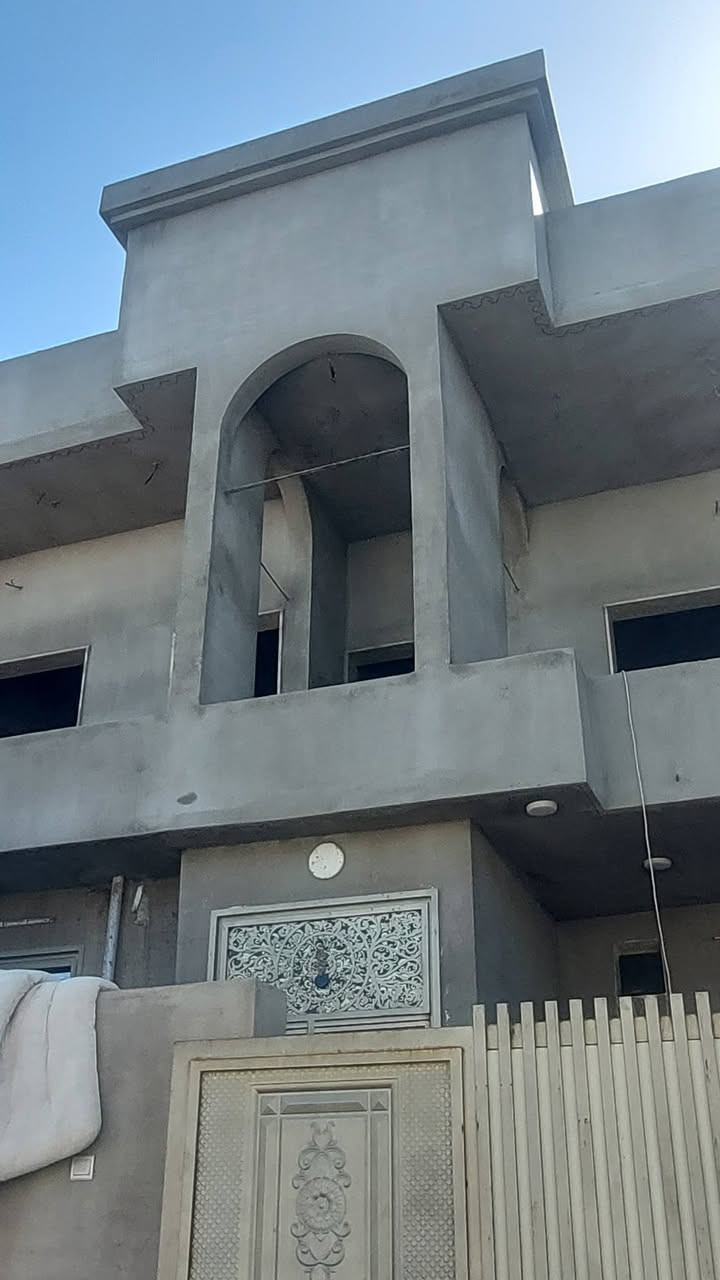 كل عام وانتم بخير متفرغ 

***********
