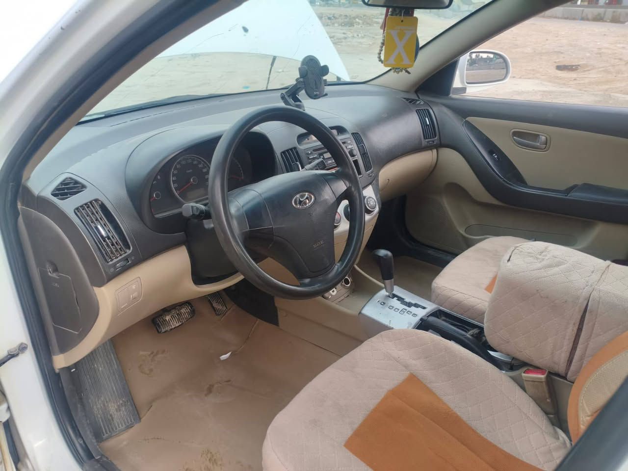 النترا موديل 2009 بغداد مكفولة من الصبغ والضربة كير محرك مكفولات تدفئة تبريد كهربائيات كاملة تحويل مباشر  
حدادية جديد السعر 100 مكان السيارة بغداد المحمودية ناحية الرشيد 
***********

***********
مكلف بلنشر اتصل فقط
