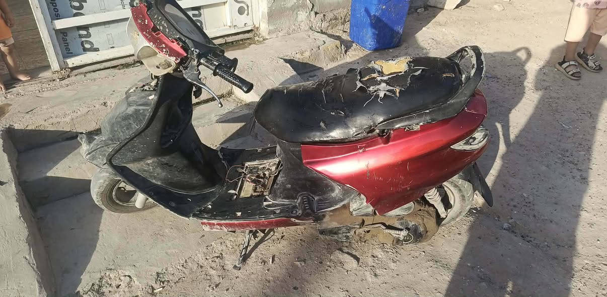سعرها 125 الف بيها مجال بصيط شغاله بيها فقط خيط بخار بس تحمه يروح شرط ضمان بل مكينه


**إذا كنت صاحب هذا الإعلان وتريد حذفه لأي سبب، رجاءا أرسل رسالة إلى الدعم الفني**