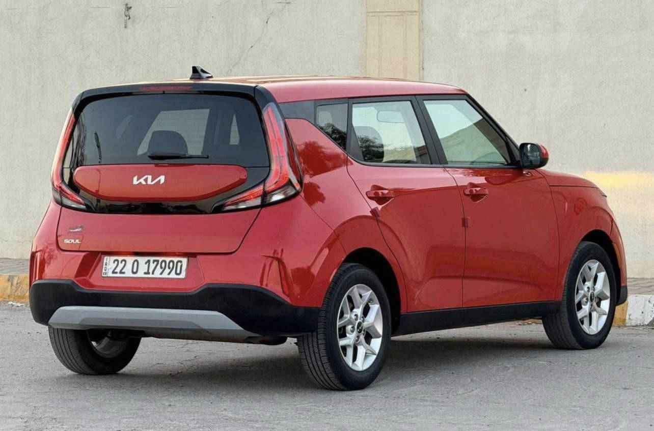 السلام عليكم
كيا صول  2023 مكفوله كفاله عامه شرط السونار 

السياره شبه الكلين ما بيه لا صبغ ولا بارد

ايرباكات مكفوله يعني مبيه ايرباك 

حجم المحرك 2000 دوش 4 سلندر

رقم اربيل بأسمي هزه وسنويه جدد 

عداد دجتل 

تشغيل سويج

شاشه 

كامرا  

تحكم استيرن 

تحديد مسار 

رادار امامي و جانبي

ماشيه 50 الف اجت من امريكا ماشيه 42 يعني مماشيه هنا شي قليل 

معروضه ب 162 وبيه مجال للشراي

اي استفسار الاتصال ***********

مكان السياره بغداد الجديده
