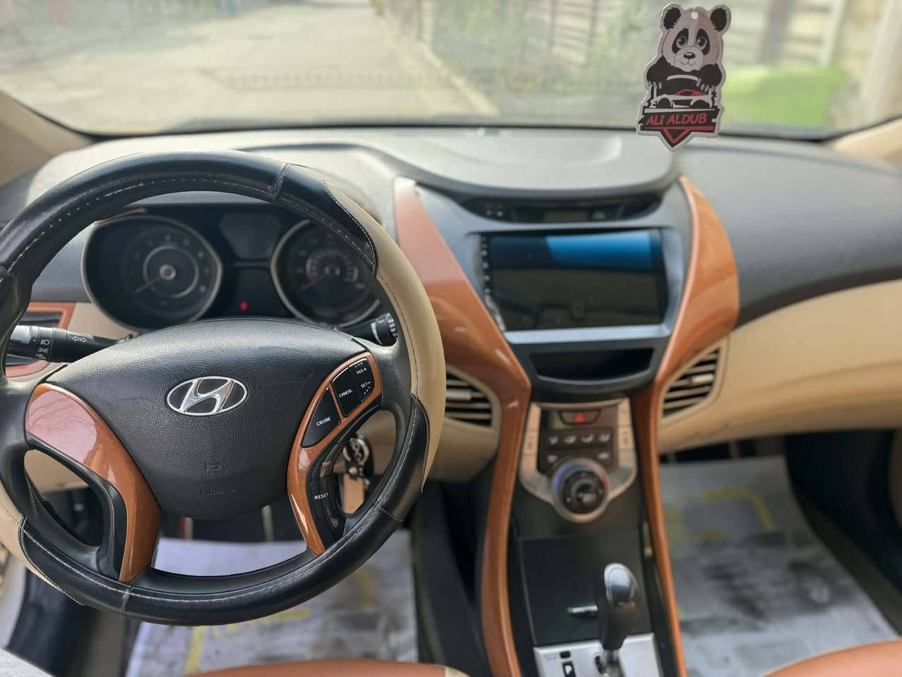 السلام عليكم النتر موديل ١٣ وارد أمريكي مكينه ١٨٠٠ السعر ١٠٠ مكاني الزعفرانبه رقم ***********
