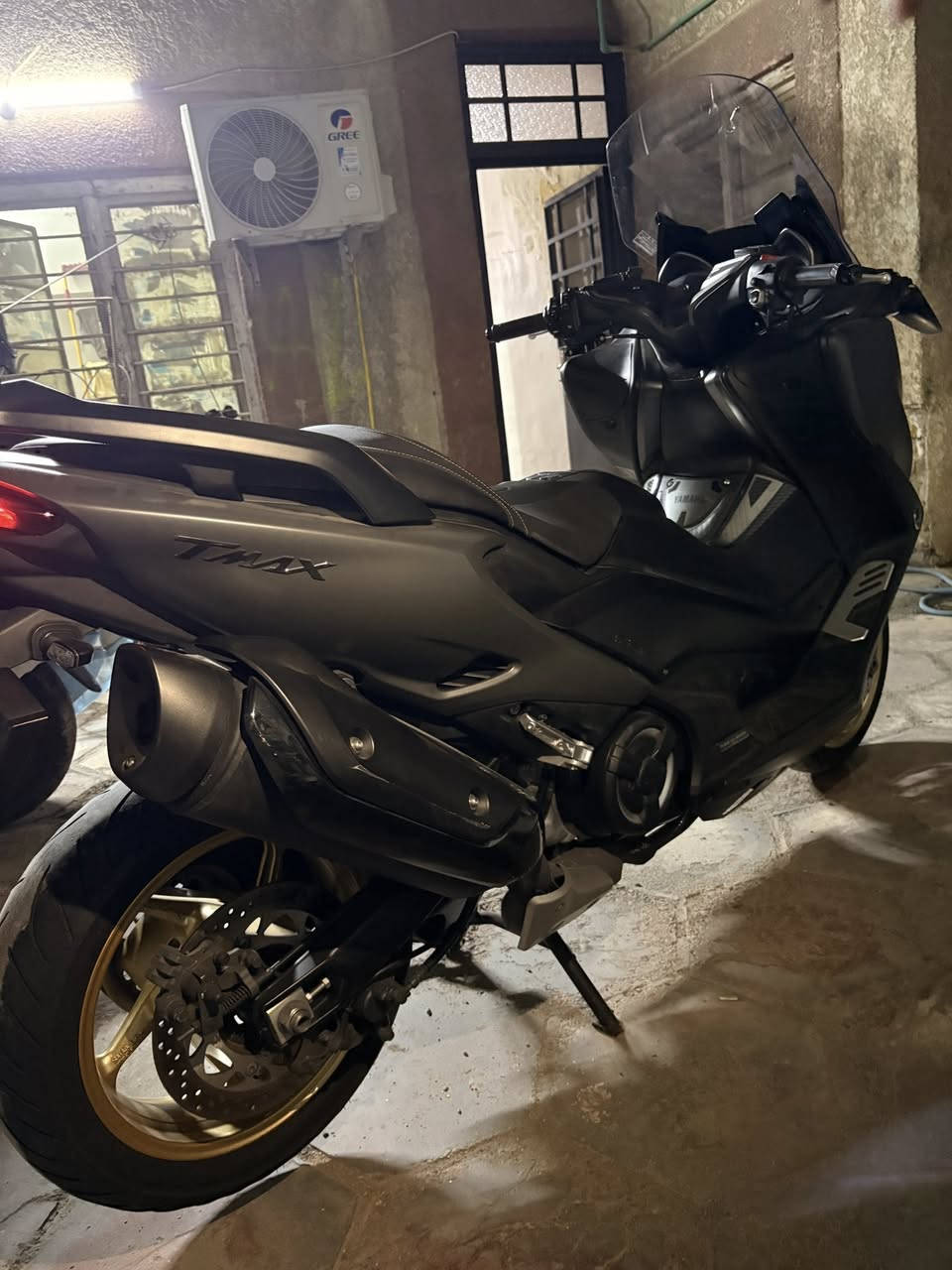 سلام عليكم
Tmax 2021 560
23.000k
دراجة مال مزاد ومماشيه بشارع 
جديده بمعنى الكلمة 
طالعة من معرض كلشي وكلاشي
السعر
( 105$ )

***********
