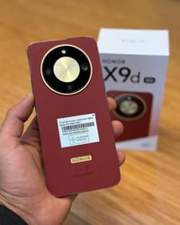 HONOR X9d جهاز مستعمل  20 يوم فقط مع جميع ملحقات  شاحنة 66 واط  توصيل ...