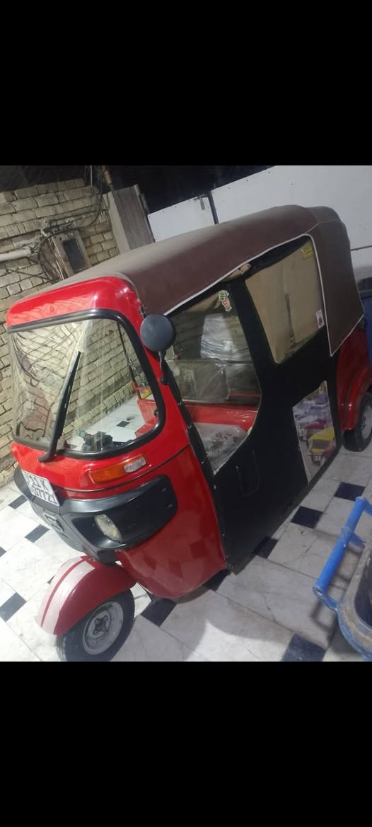 السلام عليكم
للبيع موديل 18 شهر  11 رقم وسنويه بسمي
مكينه مكفوله من التنقيص ولتبخير 
كشرهه ابلادي بس الدوس معمره 
سعرهه 6 وبيهه مجال
مكان بغداد الشعب 
الاتصال ***********
