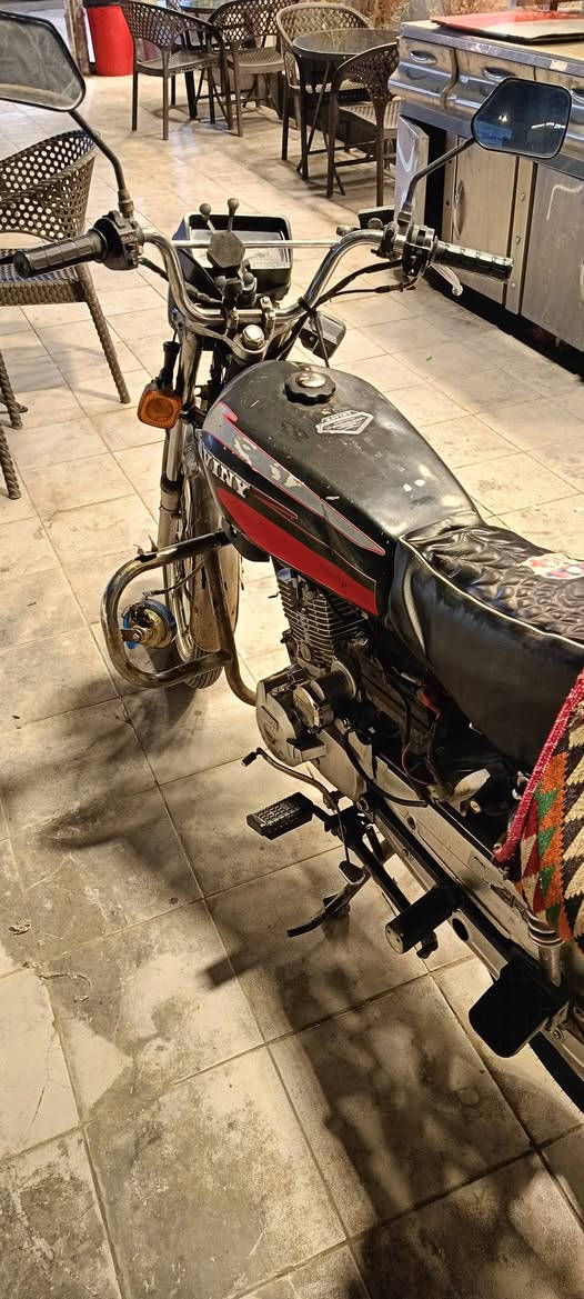 سيففان للبيع موديل 21 أوراق موجوده كهربائيات شغاله
السعر 450
***********
