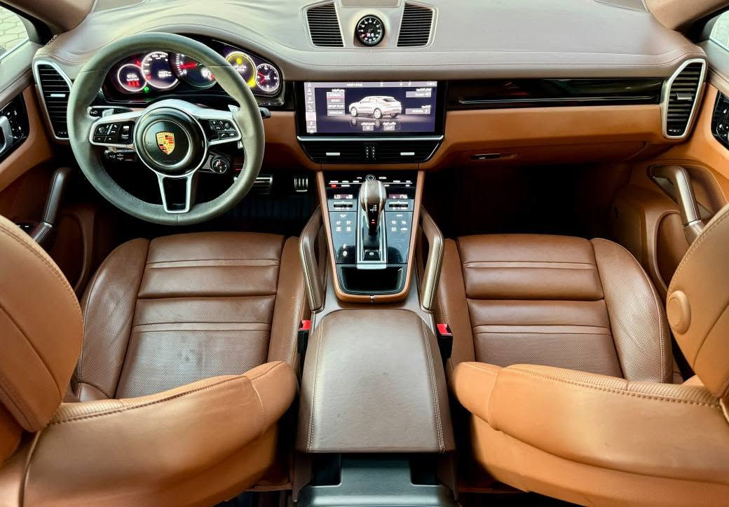 Porsche cayenne s
Model:2021
70,000km 
فبريكا بالكامل صيانات توكيل 
سقف بانوراما و شنطة كهربا
تواصل:01125029478 السادس من اكتوبر, الجيزة


**إذا كنت صاحب هذا الإعلان وتريد حذفه لأي سبب، رجاءا أرسل رسالة إلى الدعم الفني**