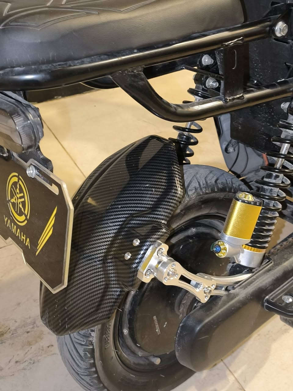 للبيع تفاصيل كلشي موضح تواصل واتساب *********** بدون اتصال قفلها 450
