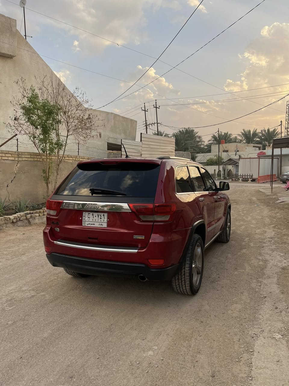 السلام عليكم
جيب اوفر لاند 2011 فول داخله كلين صاربيه صبغ بنيد وقبق الجنطه بدون داخل بدون ايرباك  سياره جاهزه من كلشي السعر 155
***********
