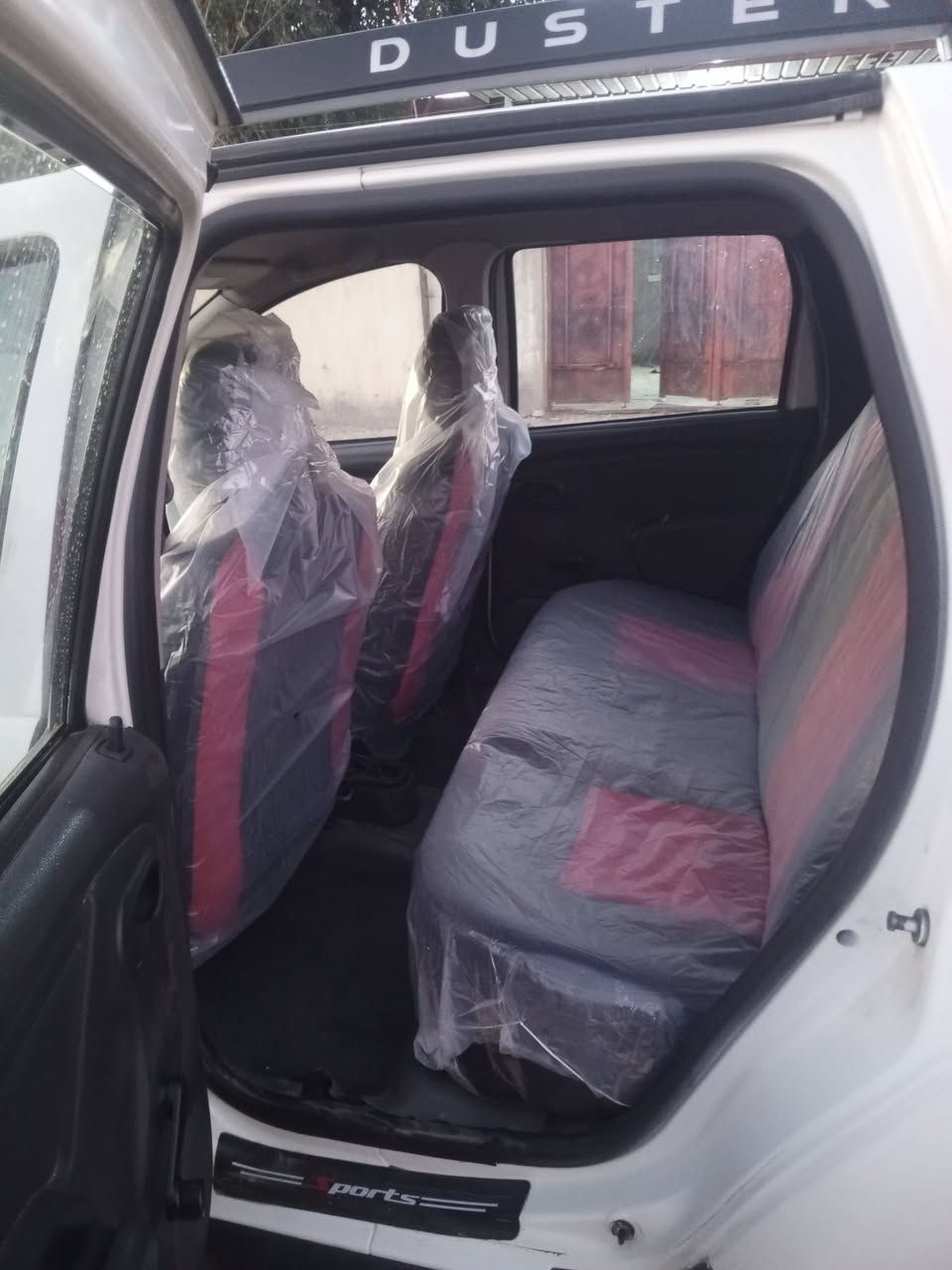 رينو داستر موديل 15 اوتو تماتيك //سياره مكفولة من الضربه والمعجون كهربائيات عل وضع الشركة كير مكينه ياباني كفاله مكينه 1800 سياره حداديه تخم تاير كله شغاله جاهزة ربع دينار ما تصرف عليه مال جناي. ترايك بليعجبك. وين ما جان.   السعر 👈.   65.  وبيها مجال العنوان العمارة 🦅 مكلف بنشر شراي تصل علا صاحبه 📞‏‪***********‬‏
