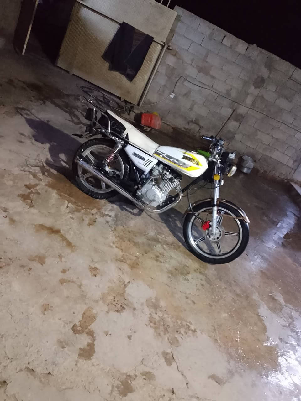 السلام عليكم تايكر باب اول موديل 2024  وراق كامله باقي تفاصيل بل فيديو مكان ديالئ خان بني سعد سعر خاص او نتصال  ‏‪***********‬‏
