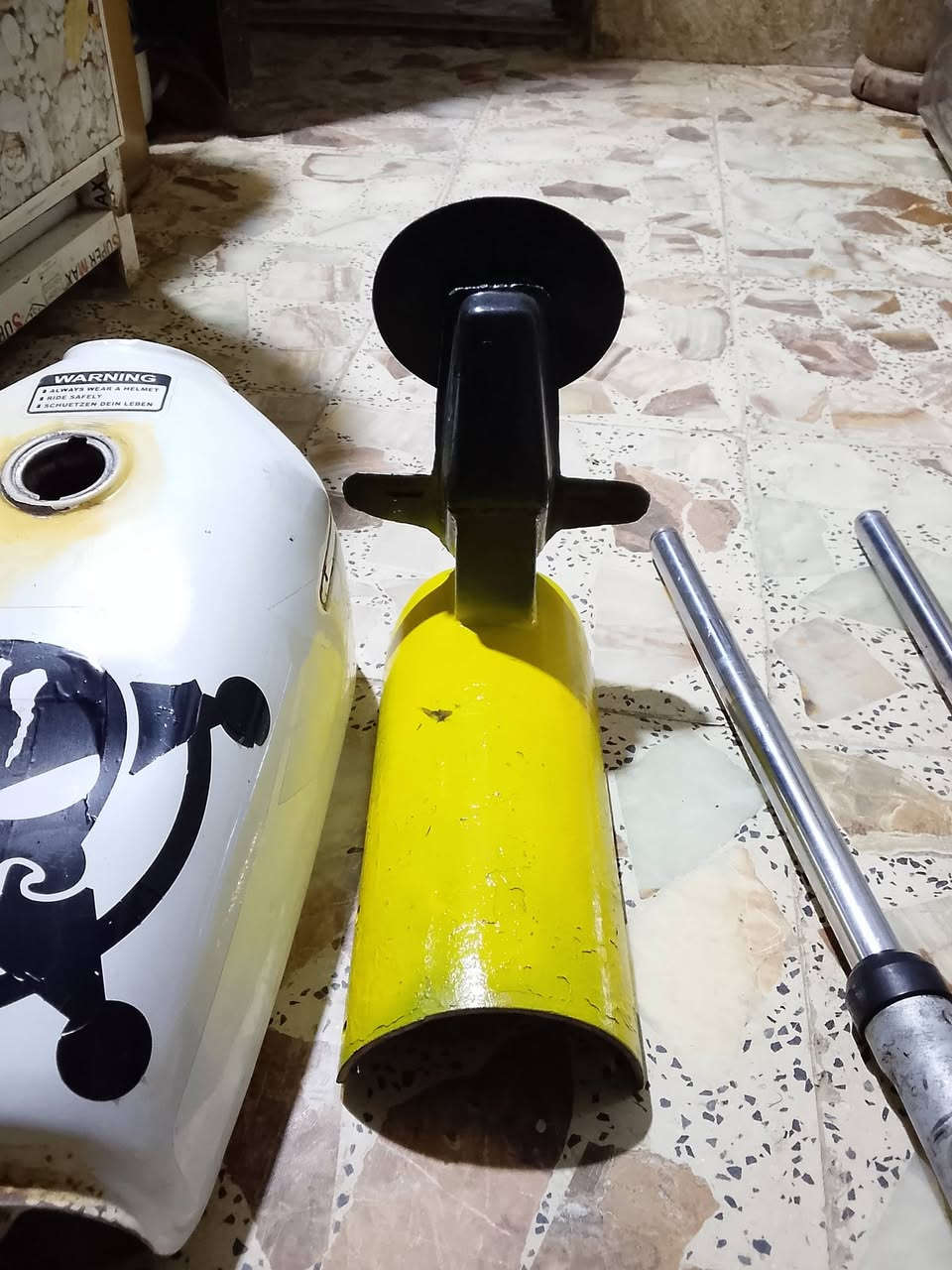 سلام عليكم غراض أربعة كير دبلات 15 راصطه 10 تانكي 7 بي زرف ازغير من يم العلامه


**إذا كنت صاحب هذا الإعلان وتريد حذفه لأي سبب، رجاءا أرسل رسالة إلى الدعم الفني**