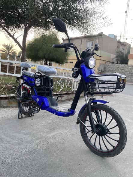 ماطور شحن للبيع 
ماطور نضيف بس بطاريتو تعابنات
السعر 220
***********
