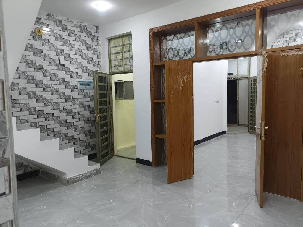 #بيع القصد المقده 20 شهر 500 *********** السعر نقد 37
عدد البيوت 4 بيوت مجاورات ب القصد 
 المساحه 100 متر بلاش 🍃
على شارع 20متر 
بي غرف/ وصاله/ ومطبخ /استقبال /وحمات داخل  #حديقه 
بناء طابوك وساس وصقف صب مسلح 
#السعر 37 وبي مجال 
العنوان النجف الاشرف مقابل  قريت الغدير للستفسار 
*********** اتصال  واتساب 
#مكتب_الكرار_للعقار النجف, العراق
