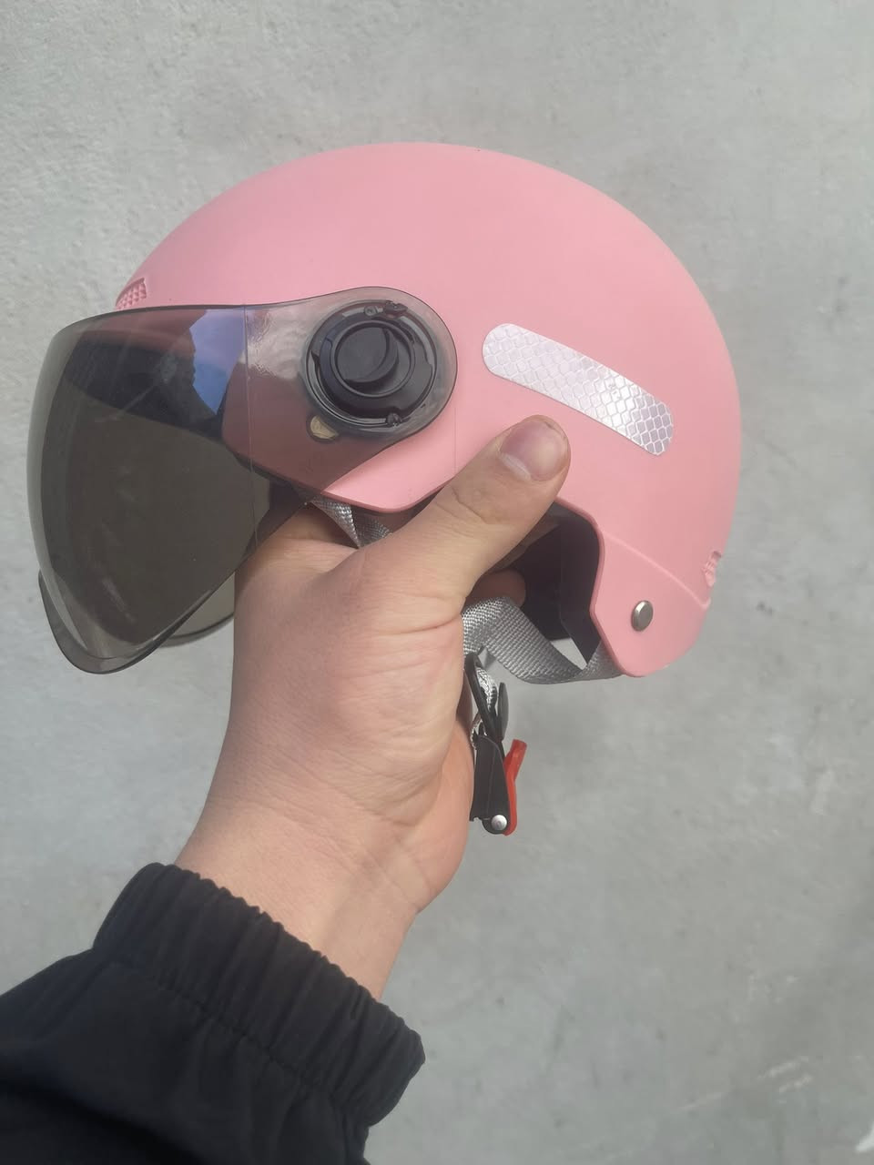 للبيع قيم بي مايرضي الله وتعال أخذهم ***********
