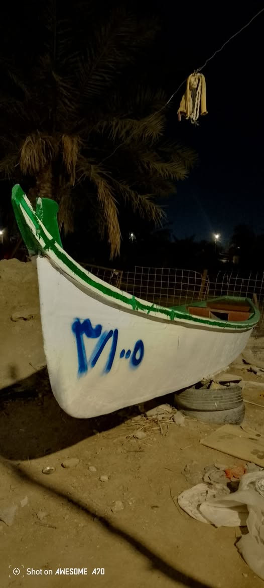 سلام عليكم بلم للبيع طول 15اذراع ولعرض متر ارتفاع 55 وشراي انه بخدمته مكلني بصره  كرمة علي ***********
