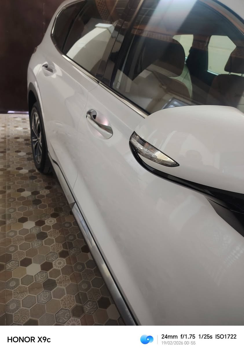 ..سنتافي للبيع خليجيه 205 ورقة  ماشية 76 الف  كفاله عام من كل سنتافي 2019 
محرك 4سلندر  المرغوب 
7 راكب 

فول مواصفات ١/١ فقط بدون بنوراما 

بصمه تشغيل 
بصمه ابواب 
حساسات اماميه وخلفيه 
حاجب نهاري 
لايت زنون بلادي 
اشاير بالمري 
مري شفط اوتو 
تبريد ٣ قطع 
تبريد مناخين منفصل 
تبريد بيانو 
تحكم بنزول المنحدرات 
كشنات مخمل 
كشنات اوتو 

 
السعر اتصل وادلل 

 رقم اربيل سنويه الغاية 2028 العنوان صلاح الدين تكريت :
الرقم:***********
