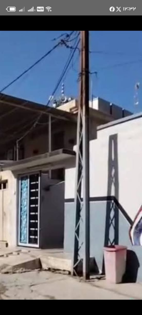 دار للبيع بسعر مناسب،،وهو فرصة استثمارية لاتعوض.🏡🏫🏠
التفاصيل ...👇👇
المساحة :_200 م واجهة 10م عمق 20م ...
موقع الدار :_ الموصل// حي السكك ،، يبعد عن شارع بغداد التجاري 200 متر ،،وعن مجسر اليرموك 400 متر وكما هو موضح بالصور المفرقة للمنشور...
الدار ركن وهو ملاصق لمسجد الحاج طارق الشماع🕌...
الاتجاه:_ العمق قبلة /// الواجهة غروب 🌞☀️
طابق واحد:_ استقبال //غرفتين نوم// حمامات عدد2//مطبخ /صحيات عدد 2 شرقي وواحد غربي...
جنس العقار:_سند طابو شرط التحويل //سند صدور2025
الدار محدث سنة 2024...🔑🗝️
السعر :_ مائة وتسعة وعشرون مليون دينار
(129,000,000)🌲🌲🌲🌿🌻
للاستفسار اكثر الاتصال على مكتب ابو محمد للعقار 
***********   أو مراسلة الصفحة🌹🌿🌲
