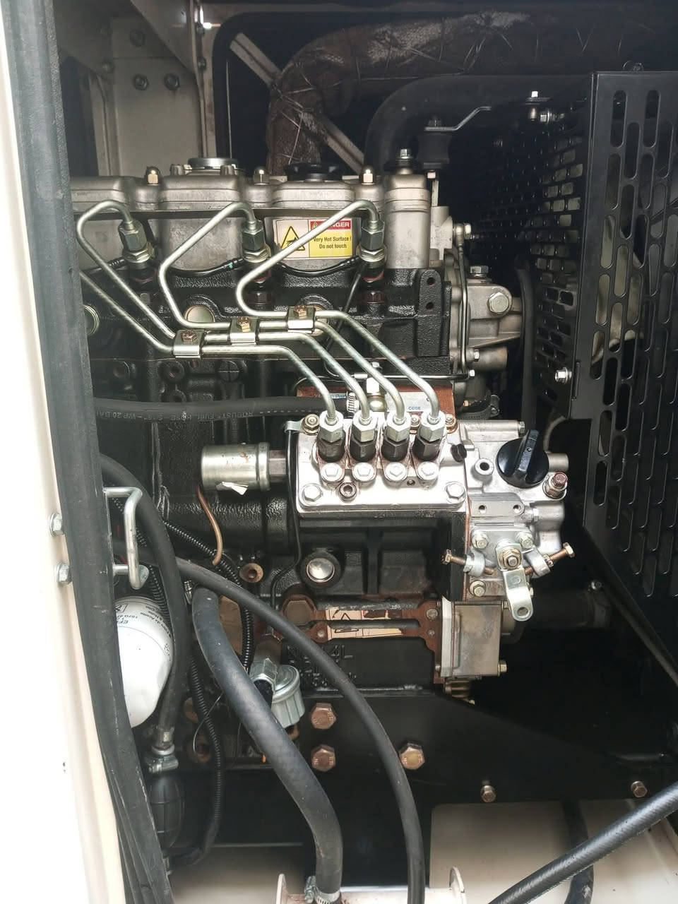 السلام عليكم مولد بيركنز انكليزي 
 22كيفي 4 سلندر.  كاتم 90% 🔊
. الاستفسار عل واتساب📞
 *********** 📞***********
توصيل كافه المحافظات  🚛
العنوان أربيل اصناعه الجنوبي
