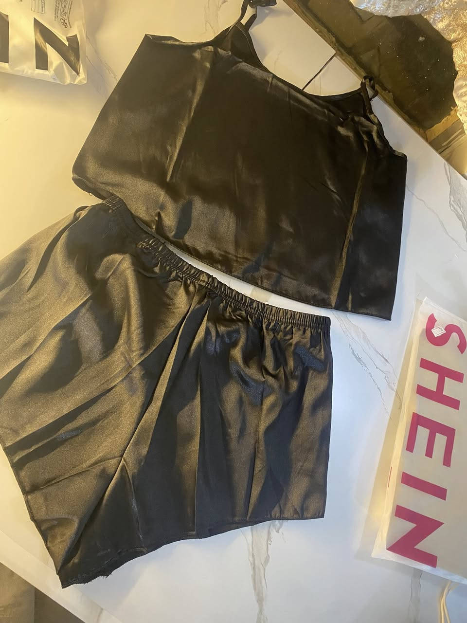 مرحبا بنات بضاعه شي ان عندي اي قطعه بالمنشور 4 الاف دينار ومتوفر توصيل


**إذا كنت صاحب هذا الإعلان وتريد حذفه لأي سبب، رجاءا أرسل رسالة إلى الدعم الفني**