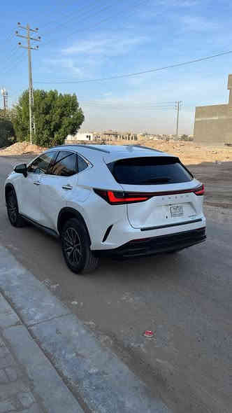 � للبيع – لكزس NX 350h موديل 2025 (Hybrid AWD)
🔹 المواصفات:
• الماركة / الموديل: Lexus NX 350h ‎2025 ‎Hybrid / AWD
• اللون: أبيض 
• المحرك: هايبرد ‎2.5 لتر + كهربائي — أداء ممتاز واقتصاد جيد بالوقود
• ممشىً السيارة : 3900 مايل 🔺
• ناقل الحركة: أوتوماتيك/ CVT
• عدد المقاعد: 5 ركاب
• الحادث : صبغ فقط بنيد موضح بل سونار  وتكحيل جاملغ وحافة الباب 
• أداء مستقر واقتصاد في الوقود
• قيادة ناعمة مع نظام AWD مريح للطرقات المختلفة
• تجهيز قياسي مريح — (مقاعد مريحة، داخلية نظيفة، إمكانيات جيدة)
• سيارة مريحة وملائمة للاستخدام اليومي أو العائلي

📌 السعر المطلوب: [29.500 $ وبي مجال بسيط جدا ]
📞 للتواصل / 
• الهاتف / واتساب: [***********]
• المدينة: [الانبار - الفلوجة]
