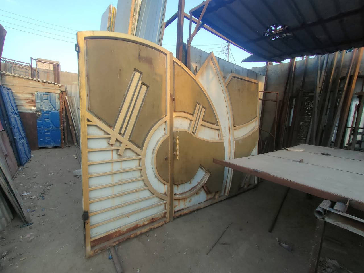 باب تفصال ثقيل جدا جدا مستخدم بية شوي زنجار مكان السكة
السعر300قفل
البصرة
عرض330سم
ارتفاع 250سم


**إذا كنت صاحب هذا الإعلان وتريد حذفه لأي سبب، رجاءا أرسل رسالة إلى الدعم الفني**