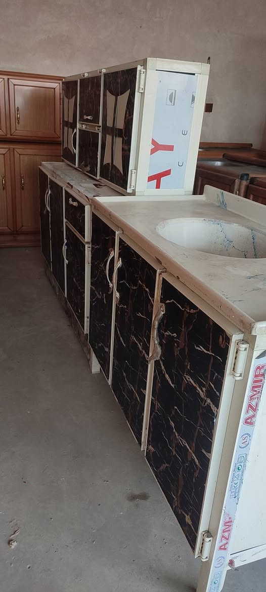 كاونترات باله نضيف كلمن وسعره 
عنوان بابل طريق جبله ناحيه قرب معمل غاز الراشد 
@إشارة


**إذا كنت صاحب هذا الإعلان وتريد حذفه لأي سبب، رجاءا أرسل رسالة إلى الدعم الفني**